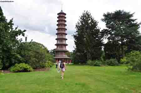 London Events in the Past and Now 2 Beauty of Kew Gardens in London