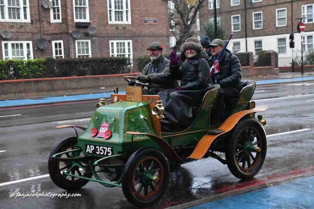 London to Brighton Old Car Run 02.11.2025_16