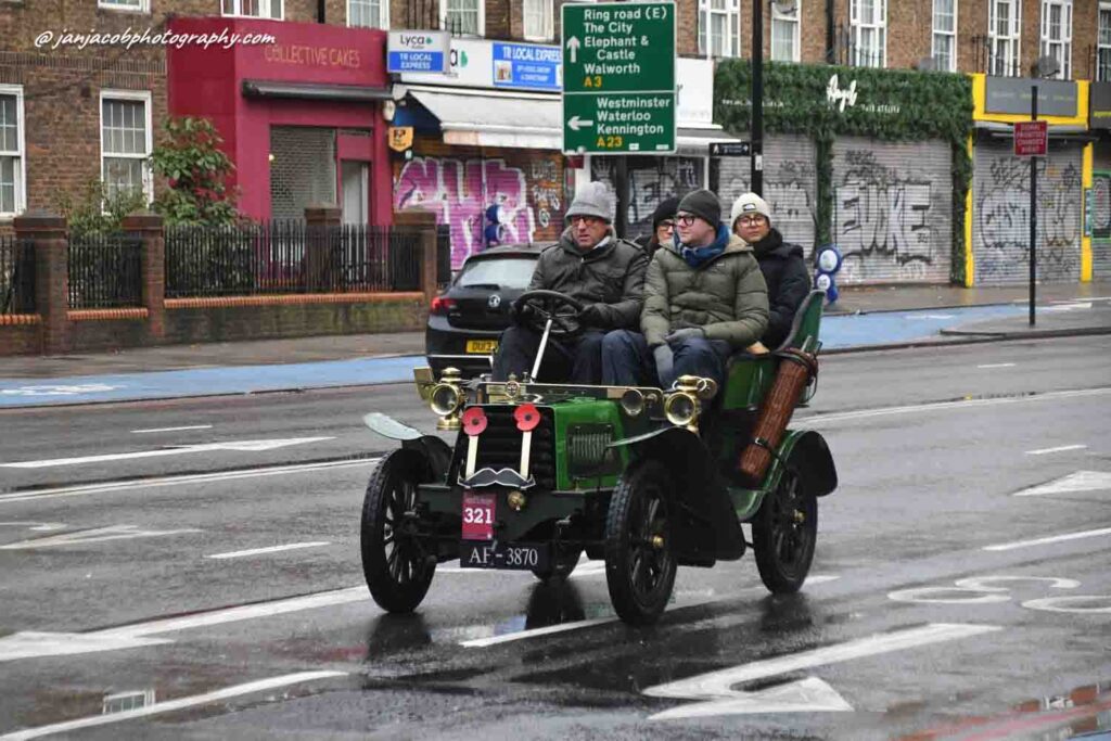 London to Brighton Old Car Run 02.11.2025_175