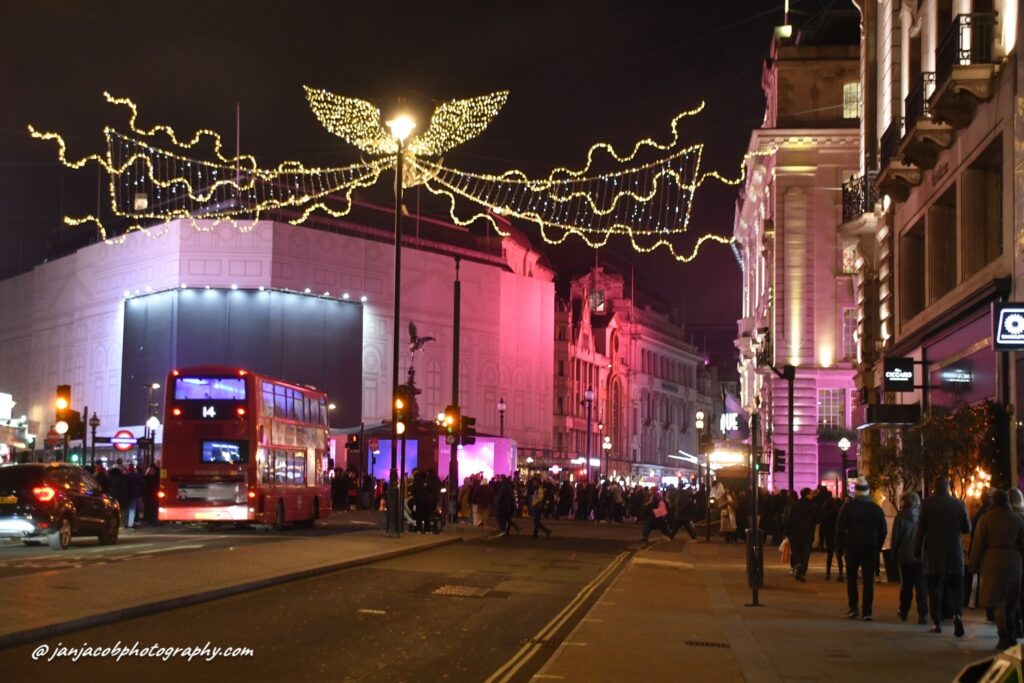 Piccadilly Circus Light